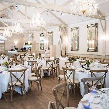 Bury St. Edmunds Ravenwood Hall Hotel מראה חיצוני תמונה
