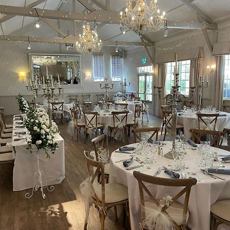 Bury St. Edmunds Ravenwood Hall Hotel מראה חיצוני תמונה