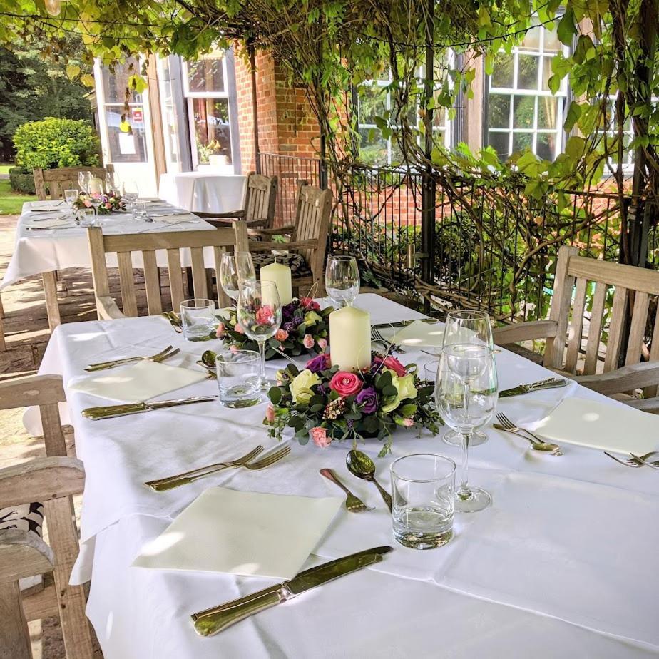 Bury St. Edmunds Ravenwood Hall Hotel מראה חיצוני תמונה