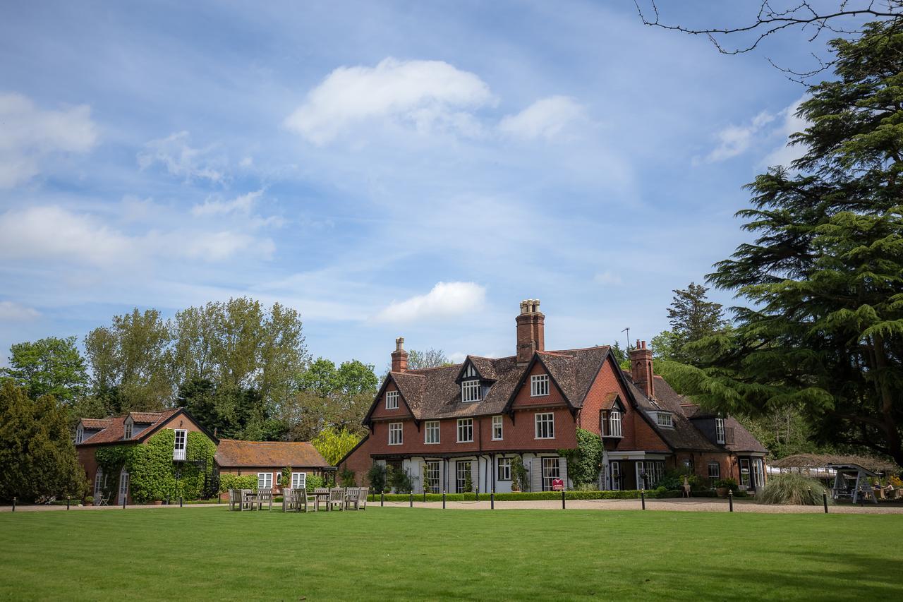 Bury St. Edmunds Ravenwood Hall Hotel מראה חיצוני תמונה