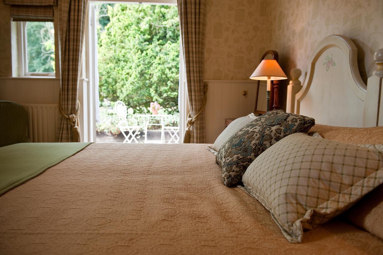 Bury St. Edmunds Ravenwood Hall Hotel מראה חיצוני תמונה